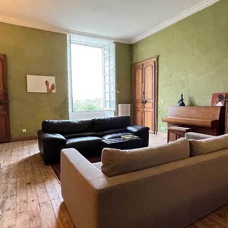 Chateau De Caractere Avec Piscine Au Coeur Du Perigord * Saint-Martial-Viveyrol