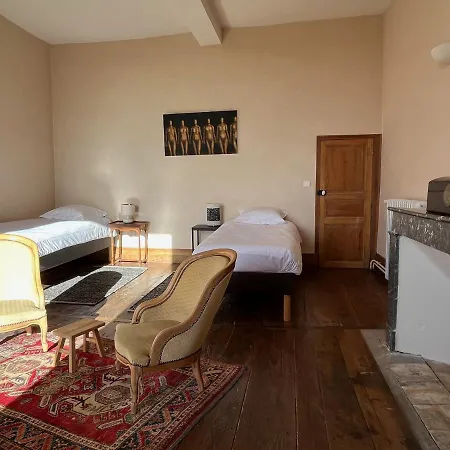 בית נופש Chateau De Caractere Avec Piscine Au Coeur Du Perigord Saint-Martial-Viveyrol