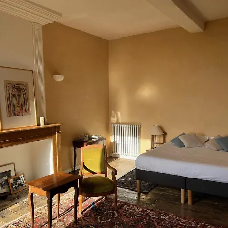 Chateau De Caractere Avec Piscine Au Coeur Du Perigord Semesterbostad