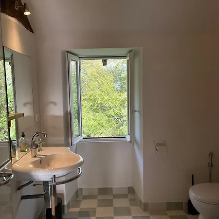 Chateau De Caractere Avec Piscine Au Coeur Du Perigord Feriehus Saint-Martial-Viveyrol