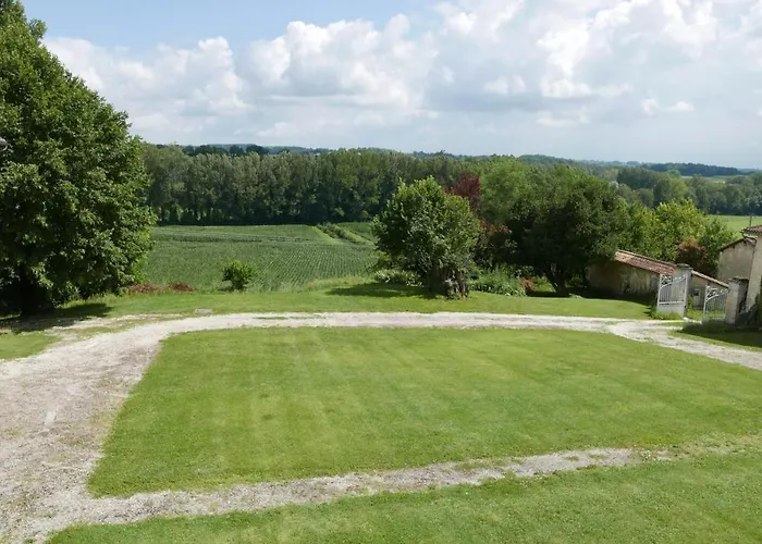 Chateau De Caractere Avec Piscine Au Coeur Du Perigord Saint-Martial-Viveyrol